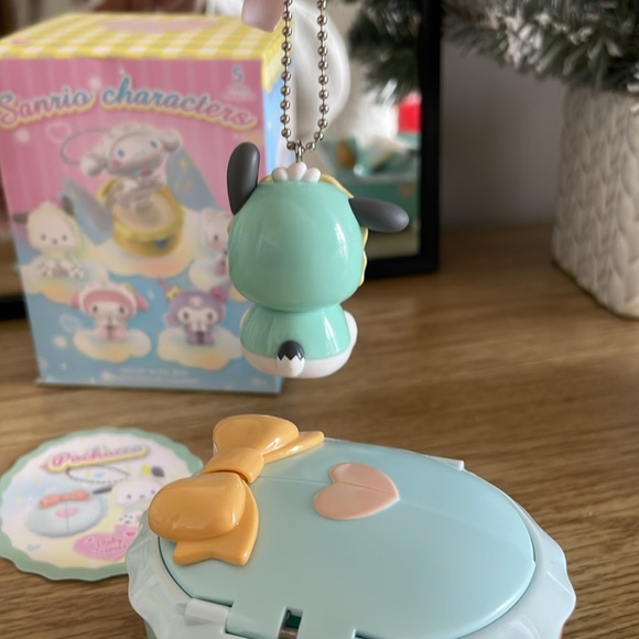 Sanrio Pochacco Baby Series Guarentee - Picture 6 of 7